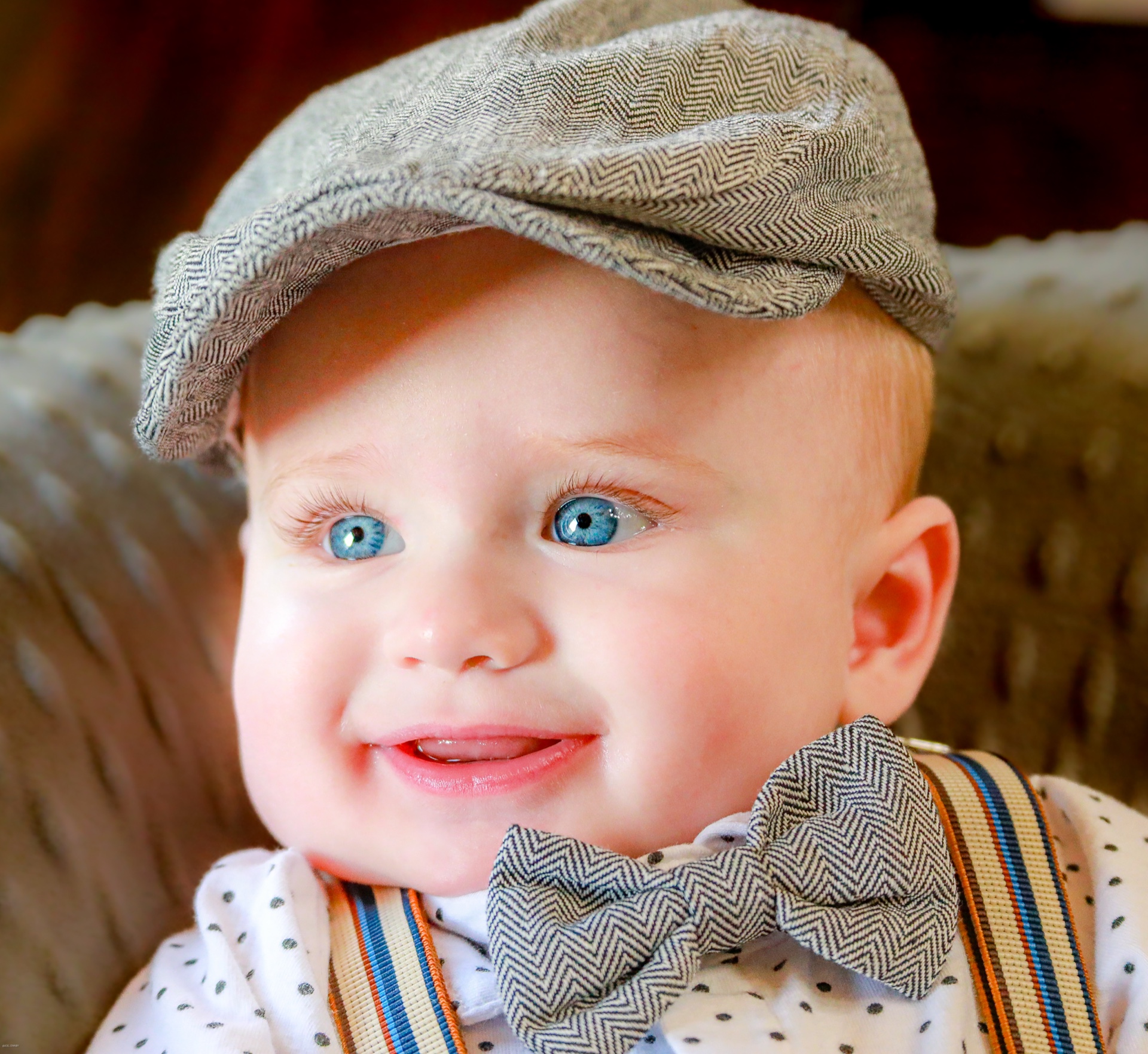 Mr Blue Eyes