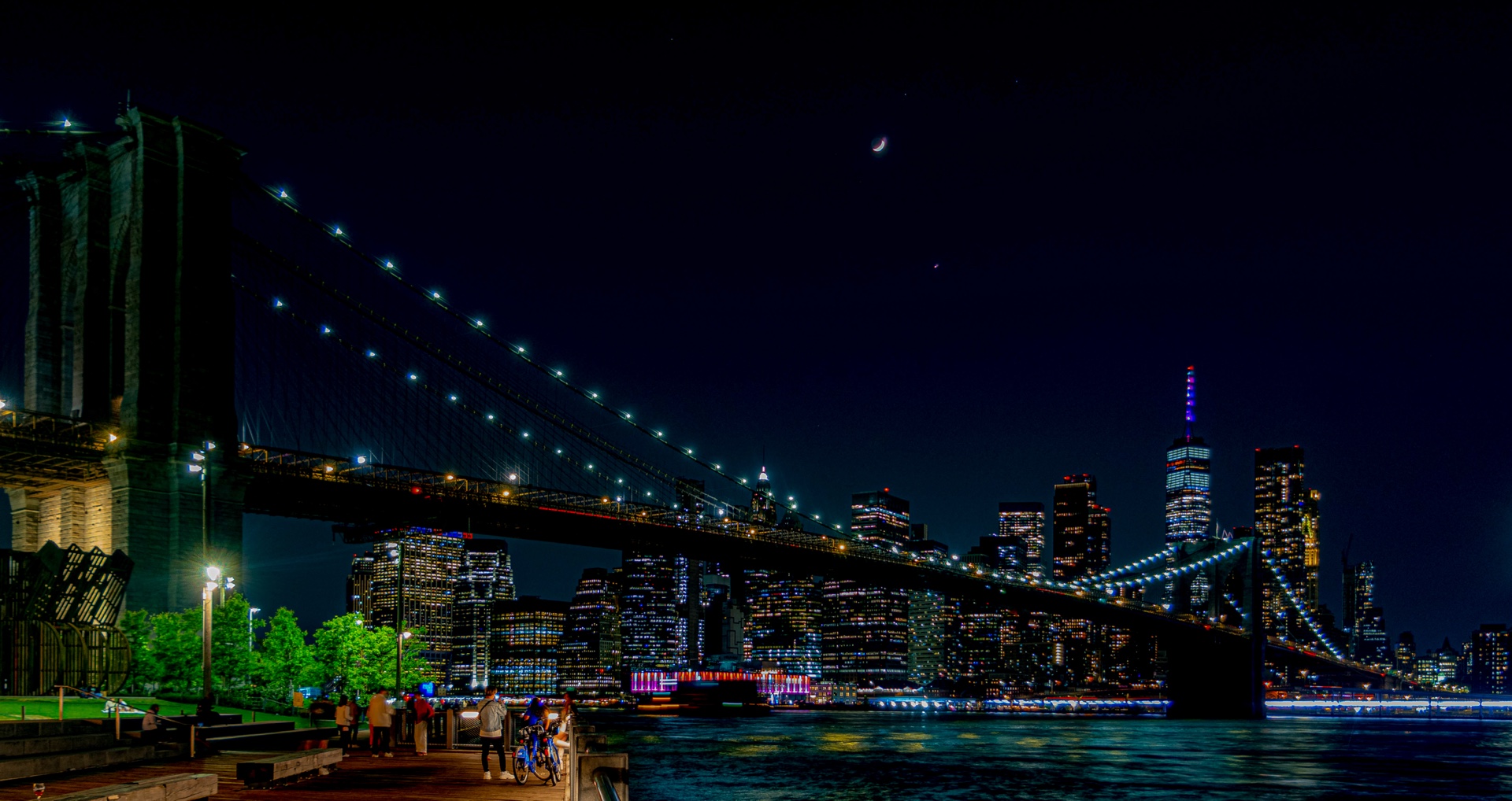Brooklyn Bridge Night Life