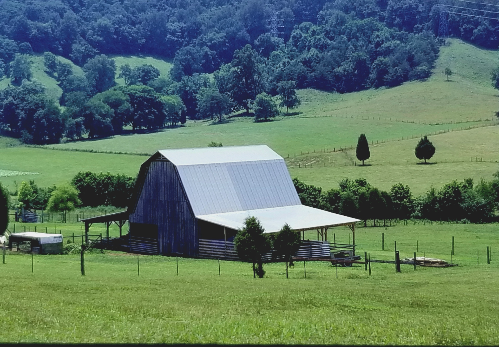 barn in green pastures