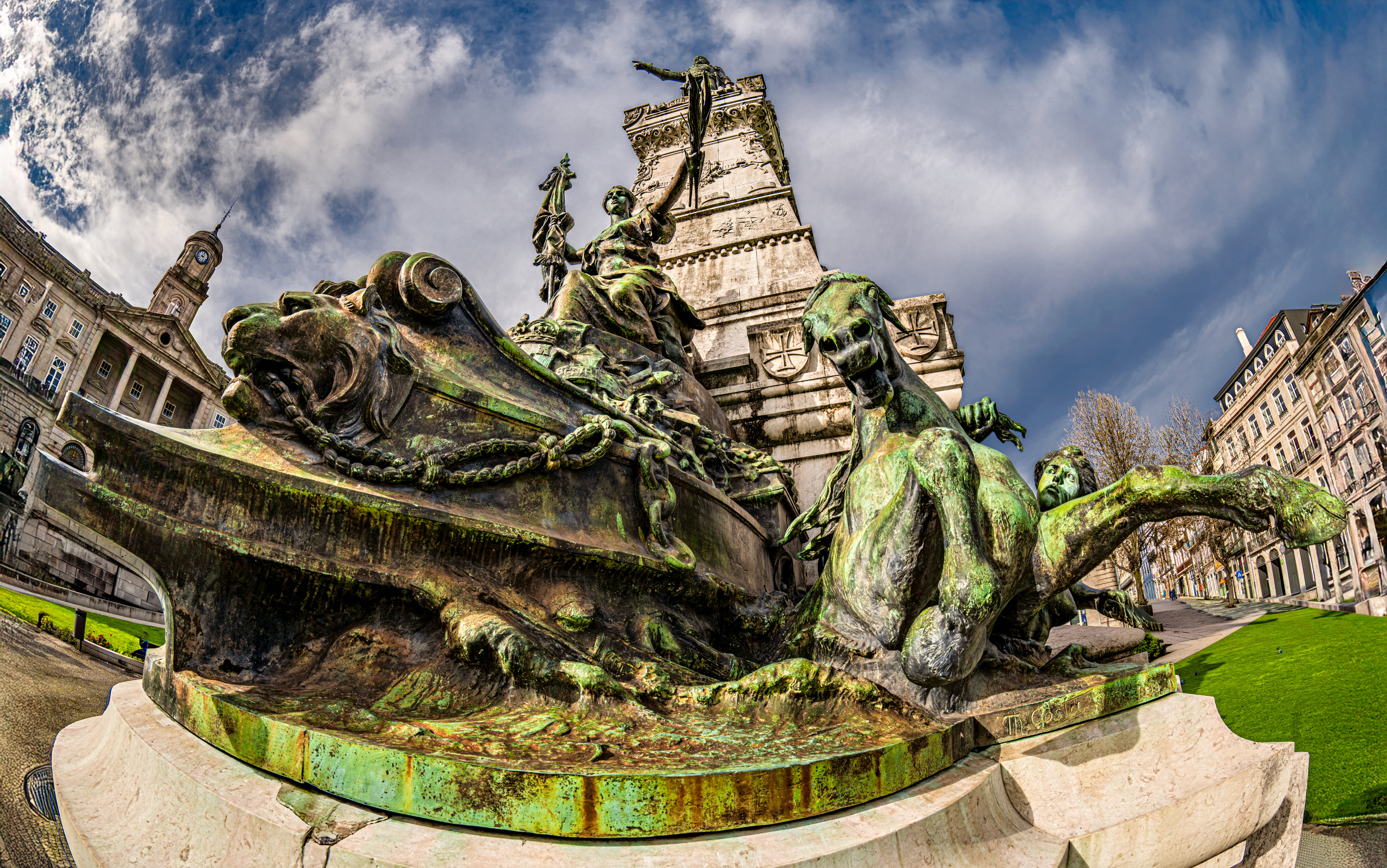 Just another old Statue